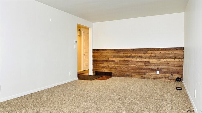 Foto del edificio - 954 Brighton Rd