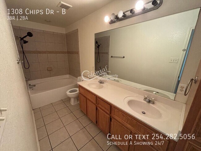 Building Photo - 1308 Chips Dr