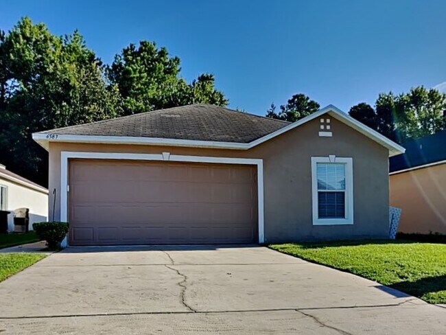 Building Photo - Westside Area - Move in Special