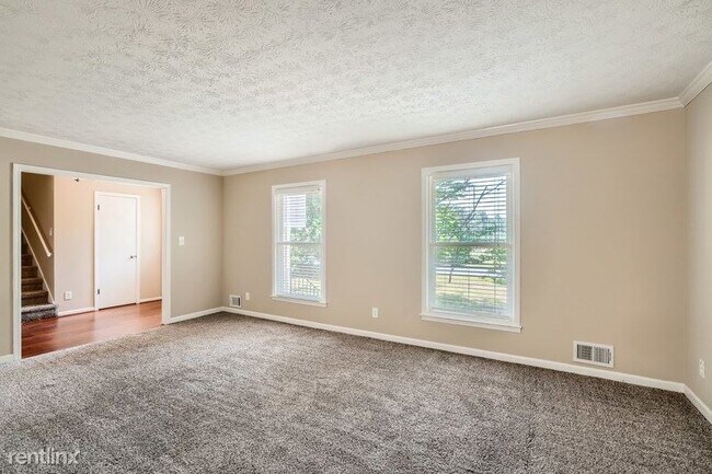 Building Photo - 4 br, 2.5 bath House - 2589 Kensington Dri...
