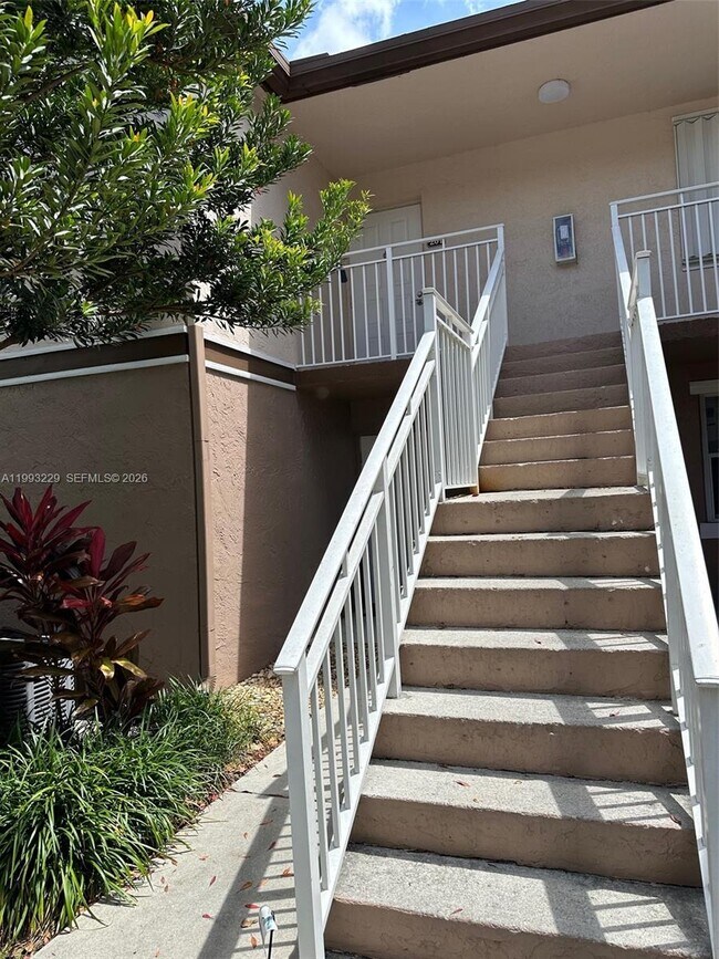 Foto del edificio - 11232 SW 12th St