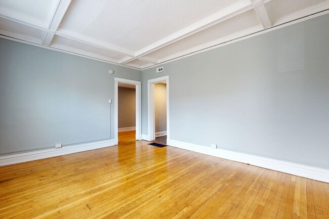 Interior Photo - Vandy House