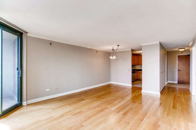 Foto del edificio - 480 N McClurg Ct