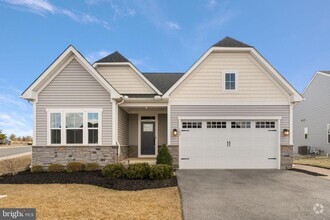 Building Photo - 143 Hood Farm Dr