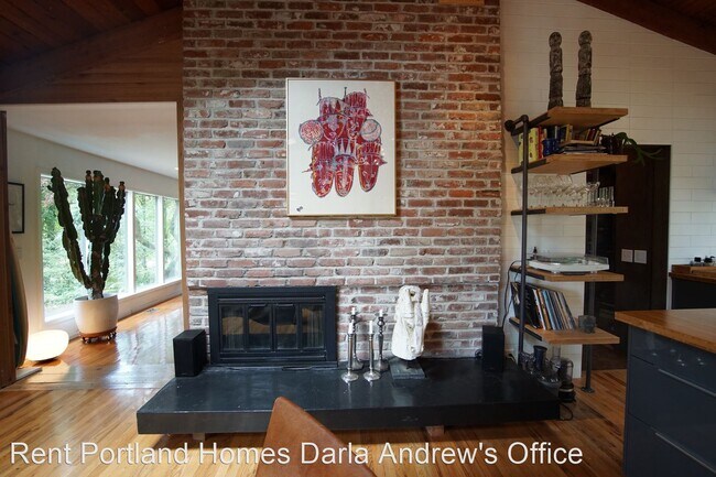 Building Photo - 3 br, 2 bath House - 1322 SW Maplecrest Drive