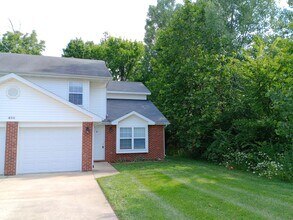 Building Photo - 406 E Liberty Ln