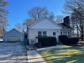 Building Photo - 795 Estes St