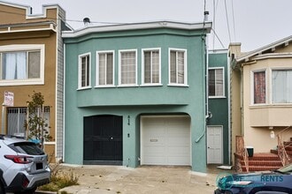 Building Photo - 814 41st Ave