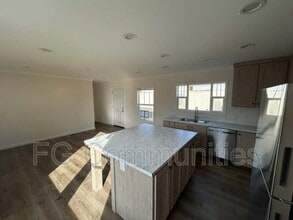 Building Photo - 2550 Monta Dr