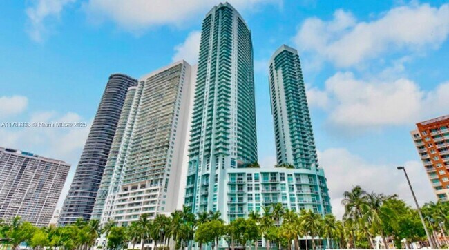 Foto del edificio - 1900 N Bayshore Dr
