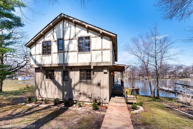 Building Photo - 2712 Ridge Ave