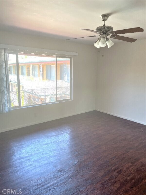 Building Photo - 2115 Placentia Ave