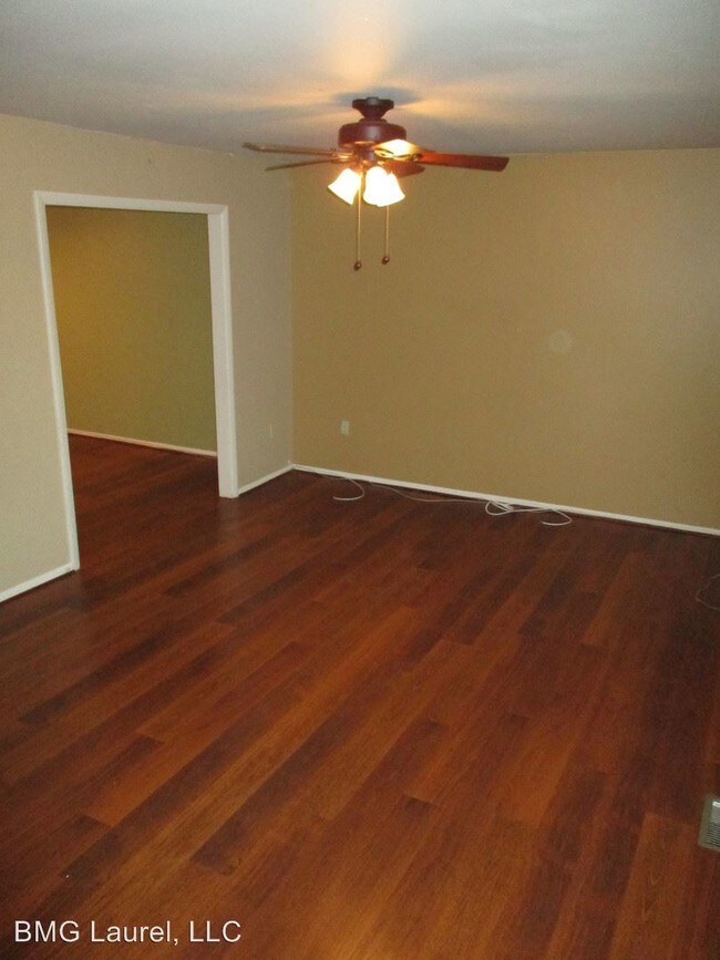 Foto del edificio - 12905 Marquette Ln