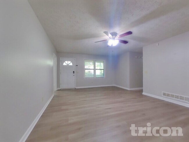 Foto del edificio - 143 Aspen Ct