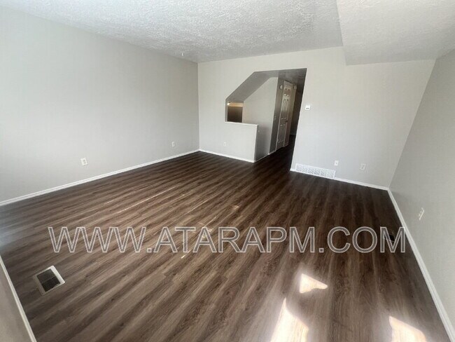 Foto del edificio - 4247 S Hwy 89