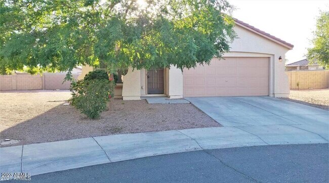 Foto del edificio - 15332 W Cameron Cir