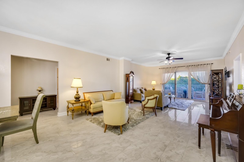 12077 Gandy Blvd N Unit 333, Saint Petersburg, FL 33702 Room for Rent