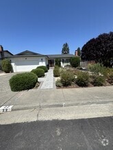 Building Photo - 22 Leland Dr