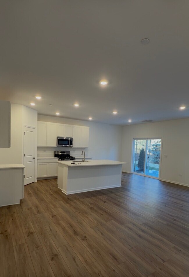 Foto del edificio - 10232 McMahon Wy