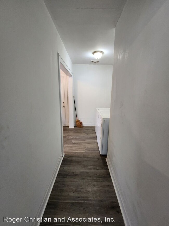 Foto del edificio - 2 br, 1 bath House - 3929 St. Vincent Avenue