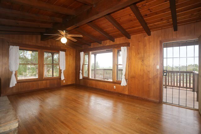 Living room - 3458 Royal Rd