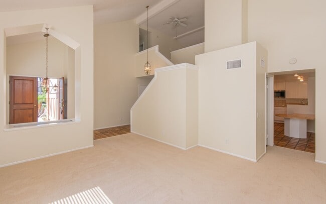 Building Photo - Wonderful 3BR/2.5BA La Costa Home!!!