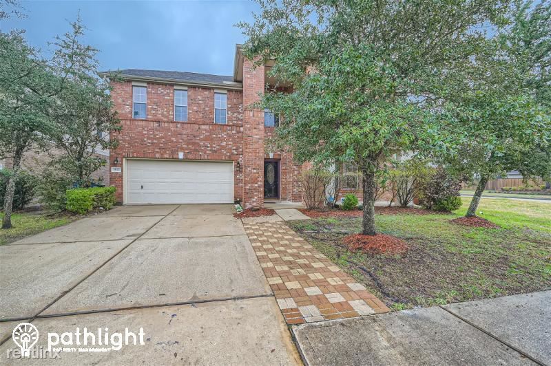 Foto principal - 5 br, 2.5 bath House - 29602 N Legends Ben...