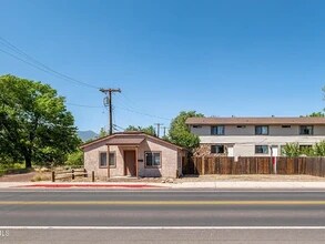Building Photo - 114 E Franklin Ave