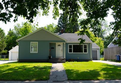 Primary Photo - 634 11th St N