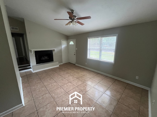 Photo - Charming 3BR/1BA in Whitehaven | Vaulted Ceilings, Fireplace & Large Fenced Yard House
