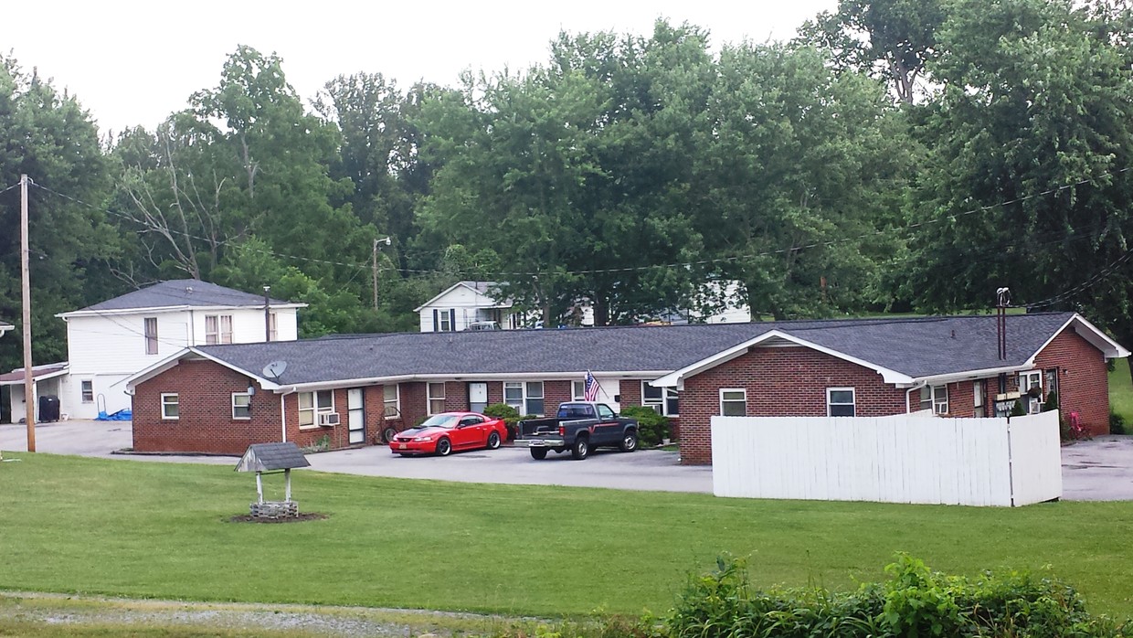 Primary Photo - 3216 Mayfield Dr