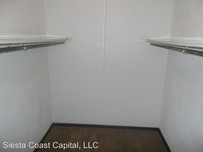 Building Photo - 228 Freedom Dr