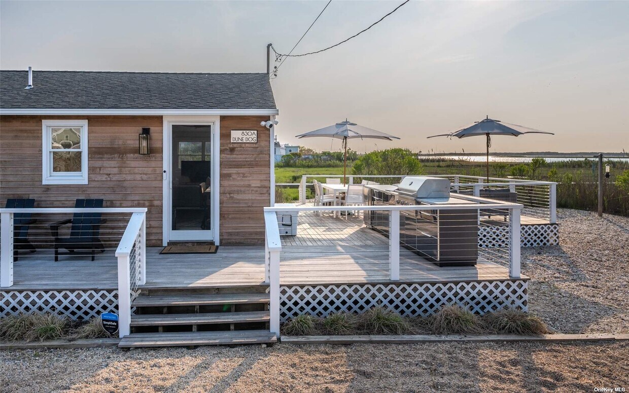 Foto principal - 830A Dune Rd