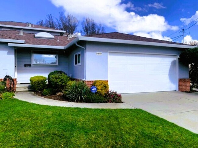 Building Photo - Charming Family Home in Pleasanton: 4 Bed,...