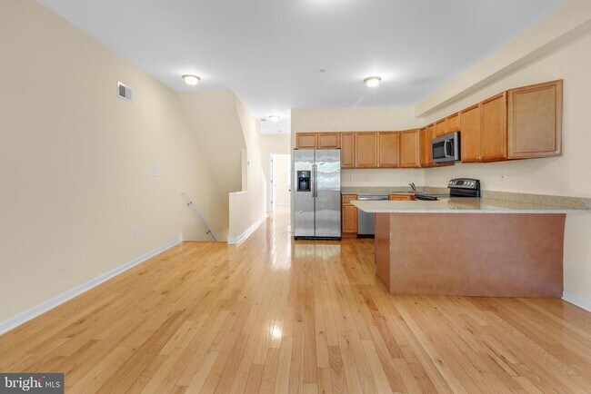 Foto del edificio - 2464 Frankford Ave