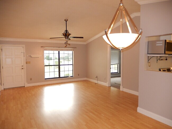 Photo - MODERN 3/2 w/ Office, Stainless Steel Apps... House