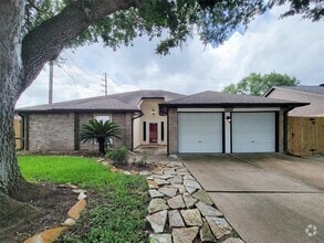 Building Photo - 7006 Stonewall Ridge Dr