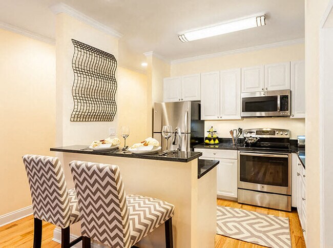 Interior Photo - CHR Cambridge - Harvard Square Communities