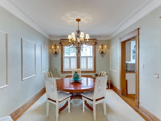 Building Photo - 1654 33rd St NW