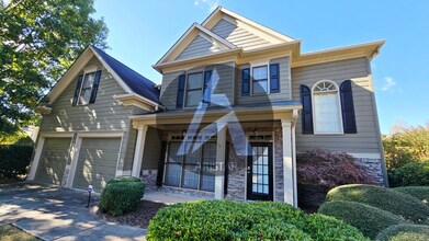 Building Photo - 223 Elmbrook Ln