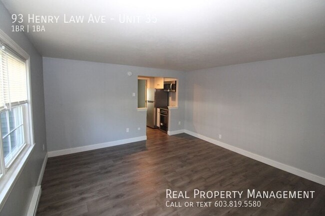 Foto del edificio - 93 Henry Law Ave