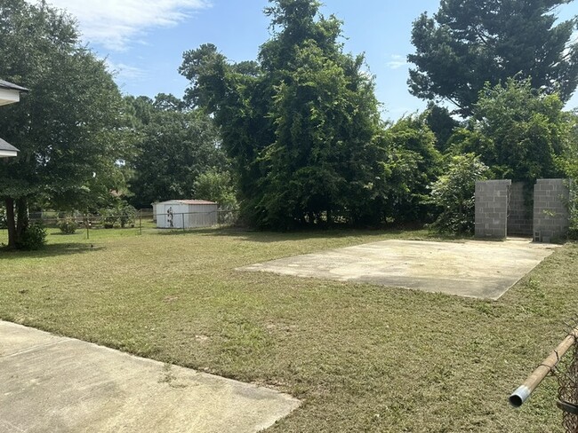 Foto del edificio - 1847 Gola Dr