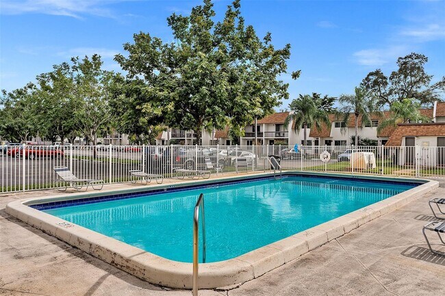 Foto del edificio - 5277 SW 40th Ave