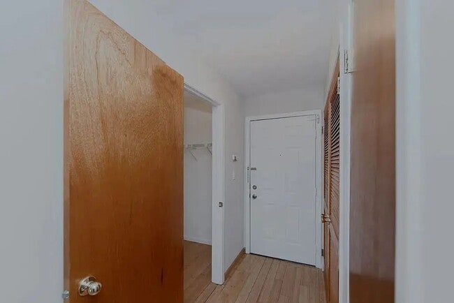 Building Photo - North Bergen