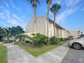 Building Photo - 626 Orange Dr