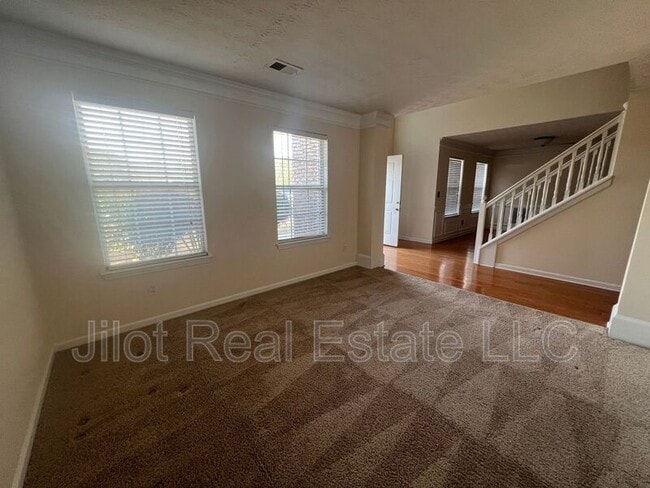 Building Photo - 1640 Bennett Dr