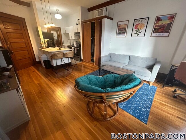 Foto del edificio - 849 Beacon St