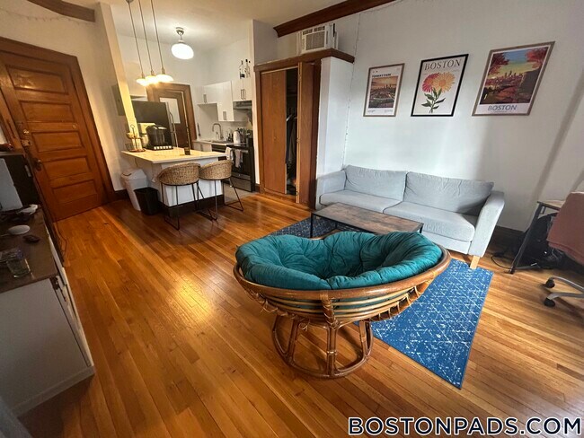 Photo - 849 Beacon St Apartment