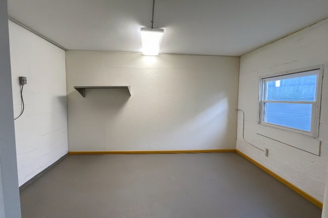 Building Photo - 1 Alonzo St