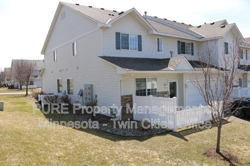 Primary Photo - 3183 Juniper Ln Unit C